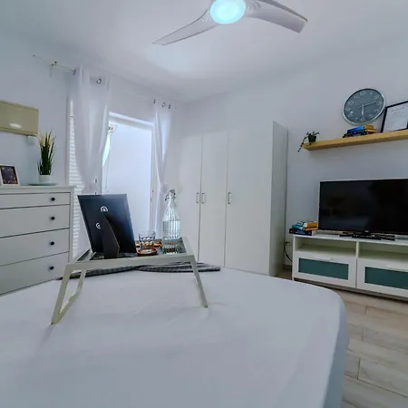 Comodo Y Acogedor Estudio En Tenerife Sur Арона